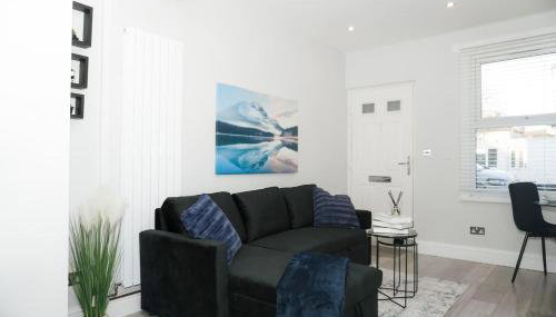 Luxury 3-Bedroom Home , with Free parking - Foto 1, Other