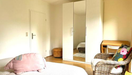 Top Stadtwohnung in zentraler und ruhiger Lage -WM-TR-1 PKW Stelp - Photo 4, wardrobe