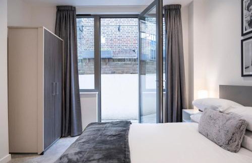 Newly Furnished Apt w/ Patios - Hampstead Heath - Foto 21