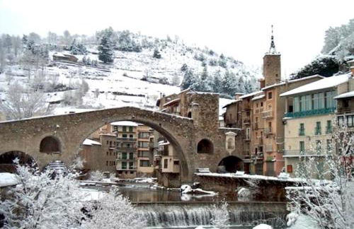 Apartamento colgante al río con vistas al puente - Photo 54