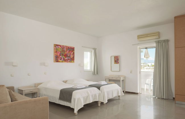 Reina Apartments - Foto 3