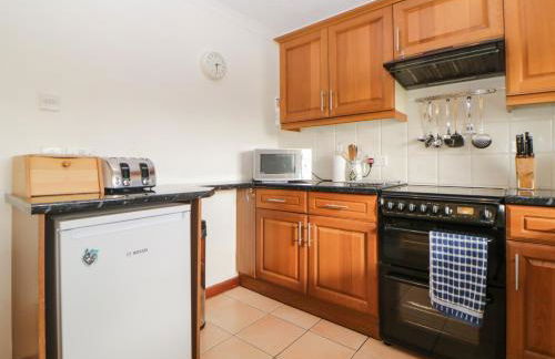 Broom Cottage - Photo 11