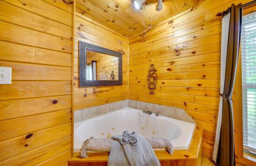 Picturesque Oklahoma Cabin on 80 Acres with Views! - Foto 13