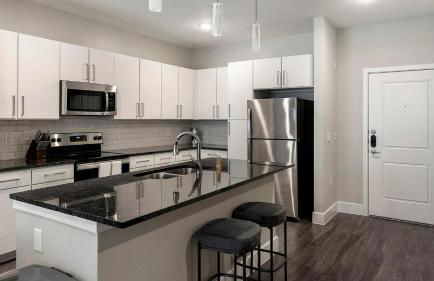 Landing Stylish 1BD Clubhouse Pool - Foto 6