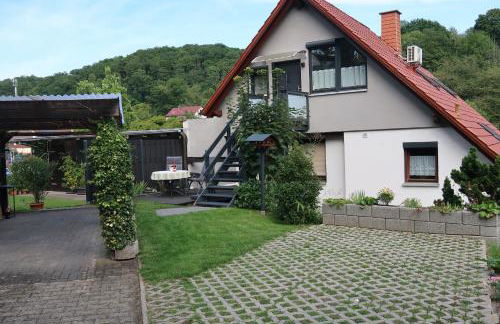 Kleine, gemütliche Dachgeschosswohnung - Foto 1