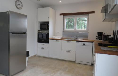 Maison face au Luberon avec piscine - 5 Chambres - Foto 6