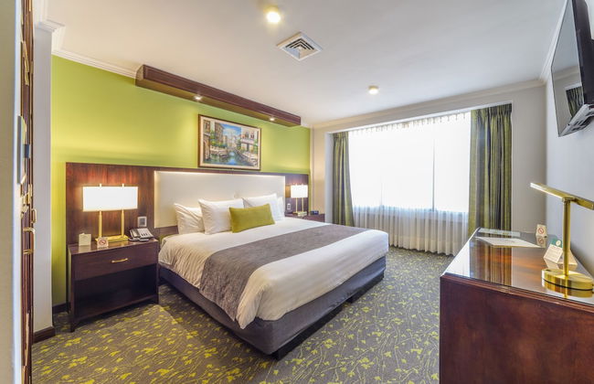 Ritz Apart Hotel - Photo 1