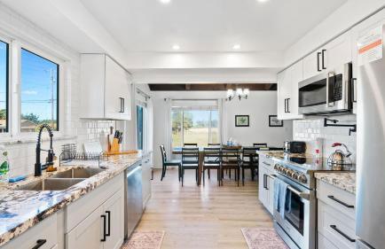 Oceanview 5 bedroom hot tub, firepit & dog run - Foto 3