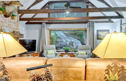 Hidden Gem Falls Cabin with Creek and Game Room - Foto 4