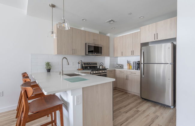 Sun-drenched 3BR Loft With Outdoor Space Near NYC - Foto 5