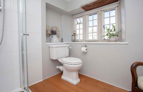 Charming Country House Nr Bath - Photo 47