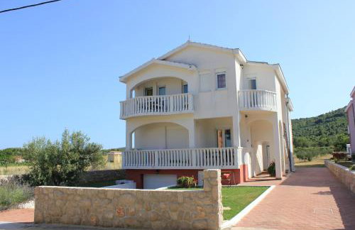 Apartments by the sea Pasman - 8215 - Foto 1