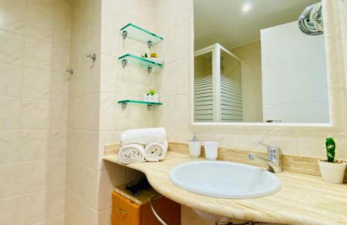 Golden Reddis - Photo 27