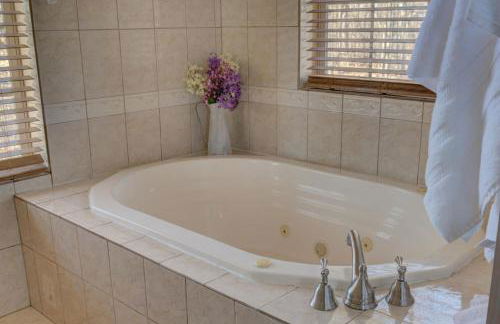 Shoal Creek Retreat - Spacious, Views, Relaxing - Foto 4