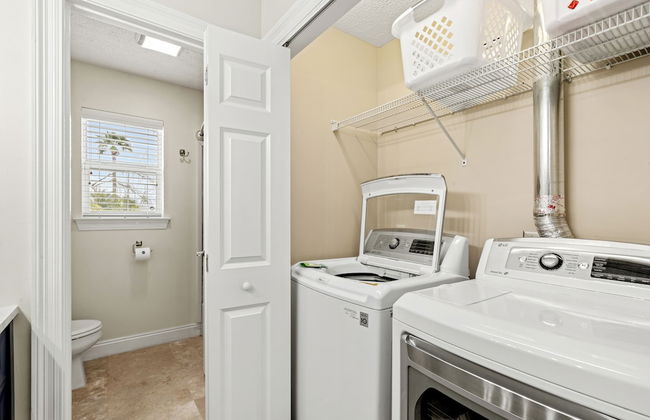 Escape to Sand Dollar Holler: Coastal Retreat, 3 Beds, 2.5 Baths, Sleeps 10! - Foto 42