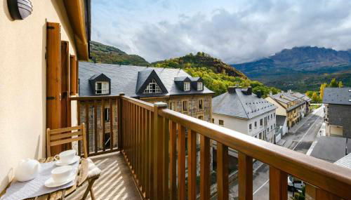 MONTELIA Ático El Ciervo de Panticosa - Foto 3