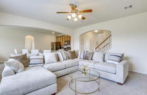 Covered Patio and Spacious Yard Houston Area Home! - Foto 7