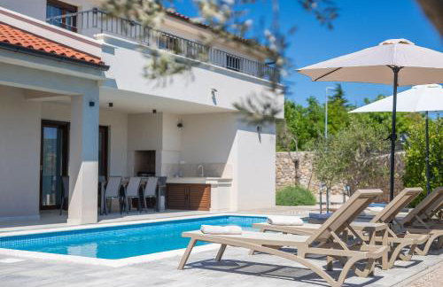 Villa Monika - Foto 1