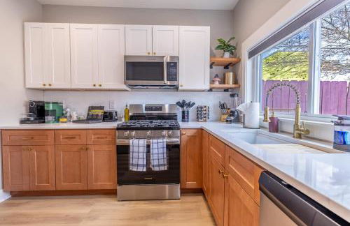 Themed Property on Carson St with Hot Tub - Foto 33