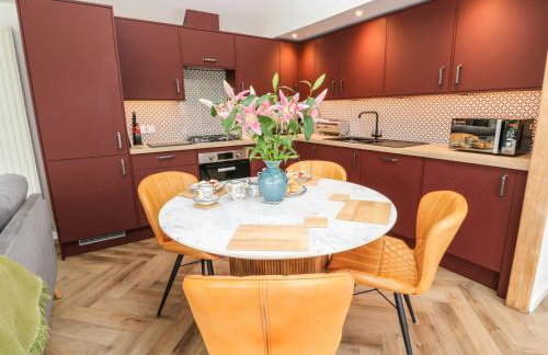 Meadowside - Photo 8