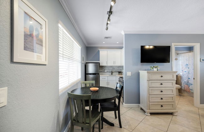 Tropical Beach Resorts - Photo 38