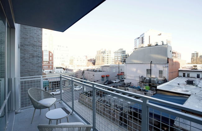 Stylish Apartment Steps from the Metro - Foto 68