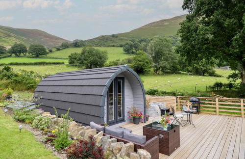 Caban Tirion - Photo 1