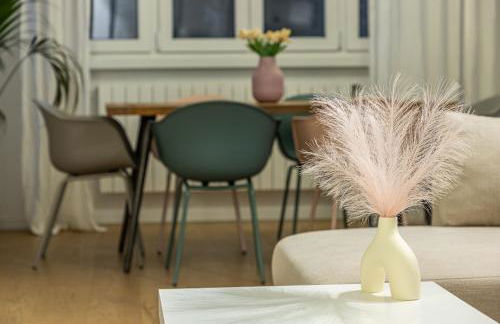 Luxury Apartment Near Milan - 6 Guests - Metro M2 - Foto 13