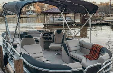 Serene Lakefront Home with Hot Tub and Boat for Rent! - Foto 41