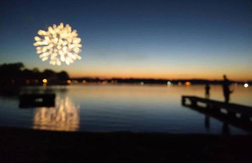 Newly Built Waterfront home w/Amazing Views - Foto 38