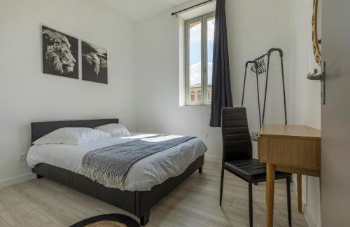 LE SICRE - T3 confort, centre Castelsarrasin, parking - Foto 3