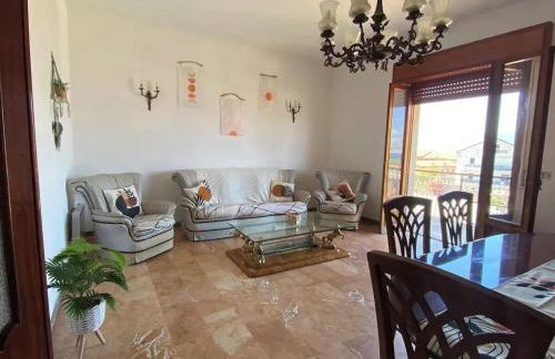 Piccolo Paradiso Appartamento vicino a stazione e spiaggia - Photo 15