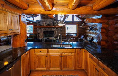 Log Retreat at Fish Creek by Simple Life Rentals - Foto 3