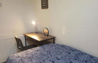 The Grove- 3 Bed Detatched House Wolverhampton- Families and Contractors- Near Town Centre and Molineux Stadium - Foto 11