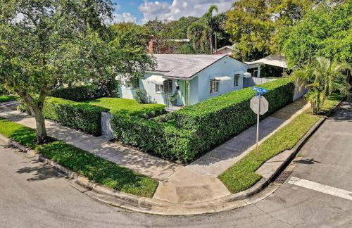 Renovated 2BR Home - Hot Tub, Gym & Beach Nearby - Foto 27