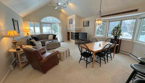 F14 Bretton Woods Condo along golf course short walk from Omni Mount Washington Hotel - Foto 3, Other