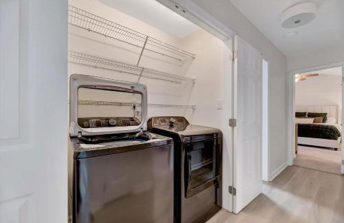 WestBorough Hideaway Fenced Yard 3B Central - Foto 29