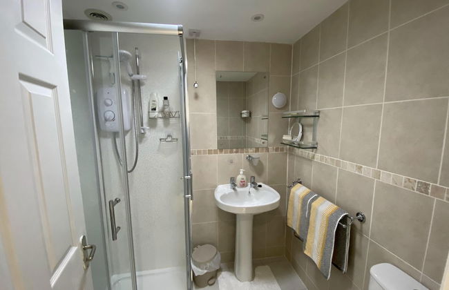 Self Catering Private Annex Near Ferndown - Foto 9