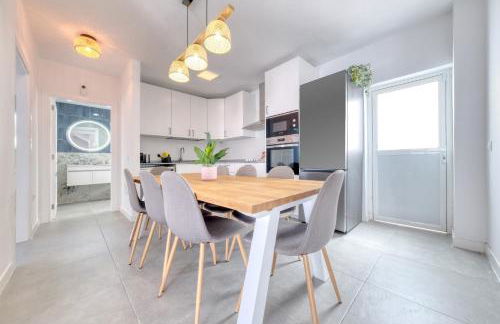 Casa Lolo y Pepe - 100M to the Beach By Lanzarote Vacation Homes - Foto 8