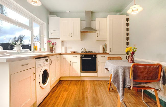 Tranquil Catford Retreat: Sleeps 4, With Garden - Foto 3