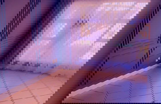 Or Tambo Airport Holiday Home - Photo 44