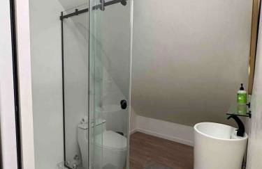 Black Swan- Beachfront Home with Year-Round Jacuzzi - Foto 27