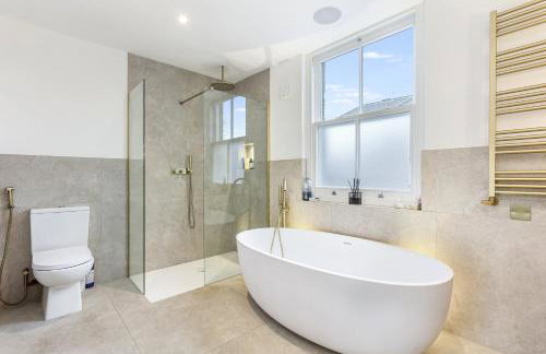 Large Modern Family Wandsworth Home - Sleeps 12 - Foto 9