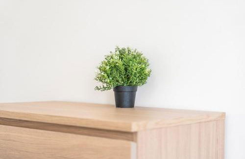 Modern 4-Bed, Parking, Pool Table, Sleeps 11 - Foto 30