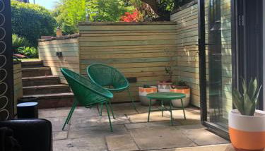 Chorlton Garden Rooms. Relax, work, stay and play. - Foto 1