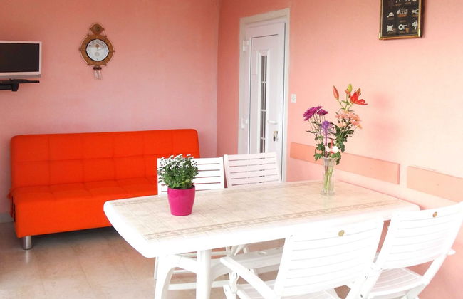 Lush and Sunny Apartment With Balcony and Sea View - Foto 6