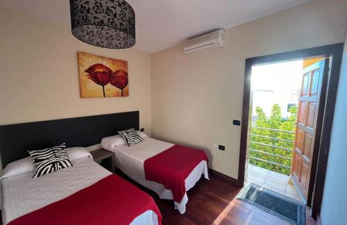 Casa Con Piscina en el Centro - Foto 35