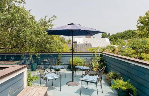 Elegant Sunlit Home with Private Rooftop Oasis - Foto 10