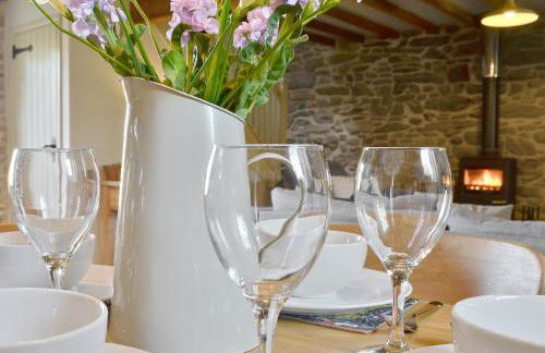 Ivy Bush Cottage - Photo 5