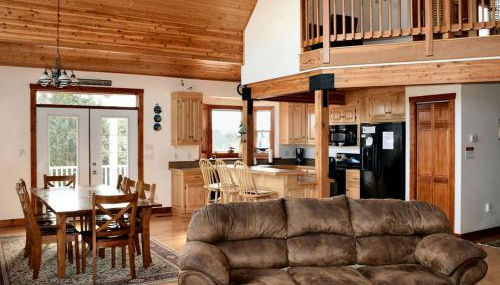 Luxury Vacation Rental with an Inviting Pool in Cape Charles, Virginia - Foto 4